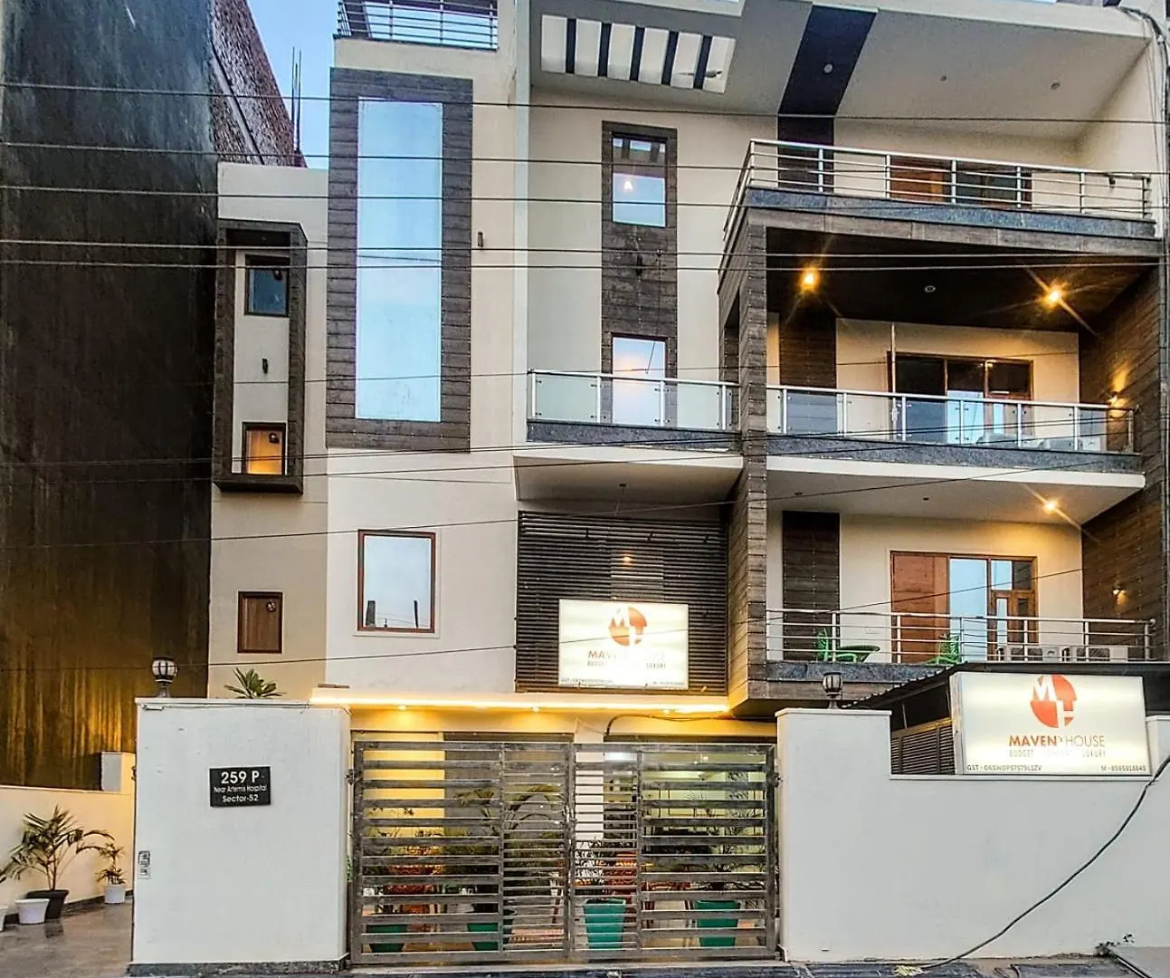 Hotel Mavens House Artemis Hospital Road 구르가온
