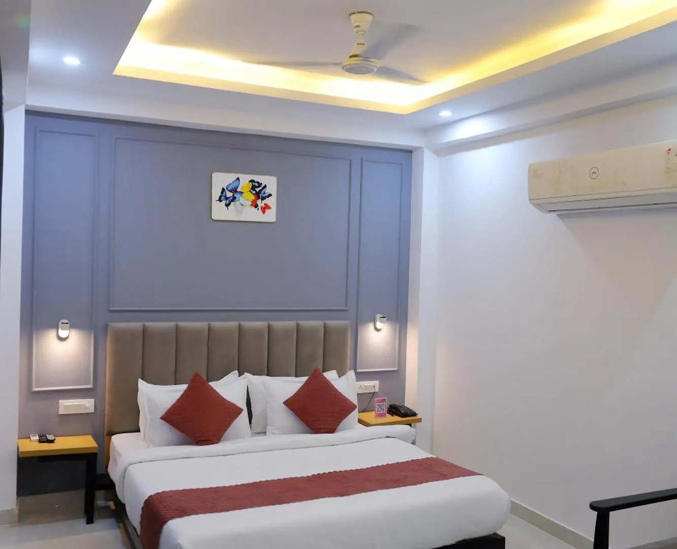 Hotel Mavens House Artemis Hospital Road 구르가온 3*,  인도