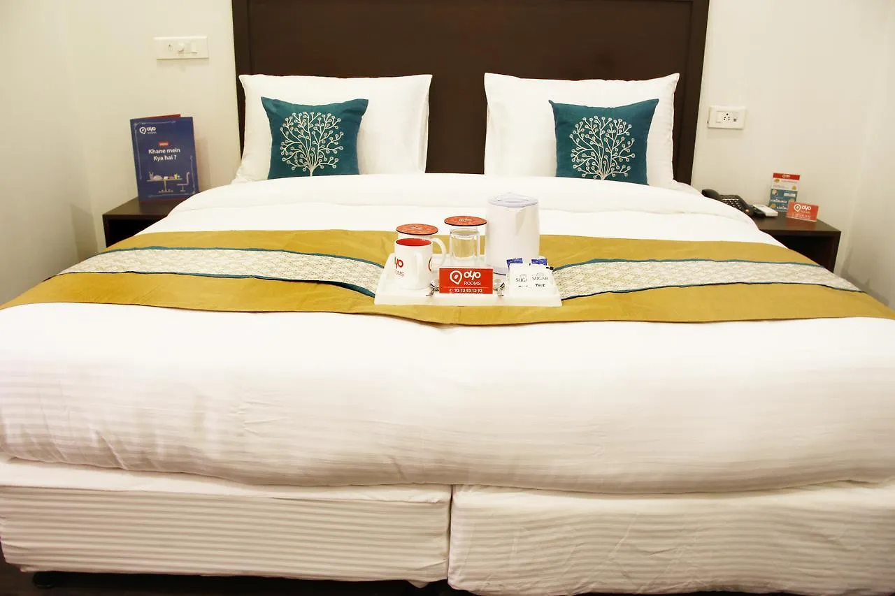 Hotel Mavens House Artemis Hospital Road 구르가온