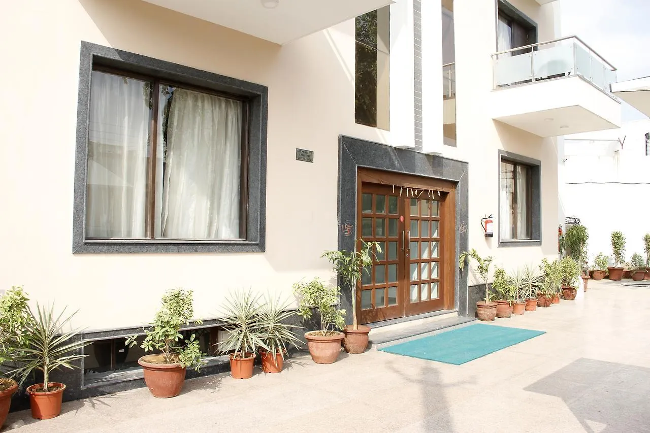 Hotel Mavens House Artemis Hospital Road 구르가온