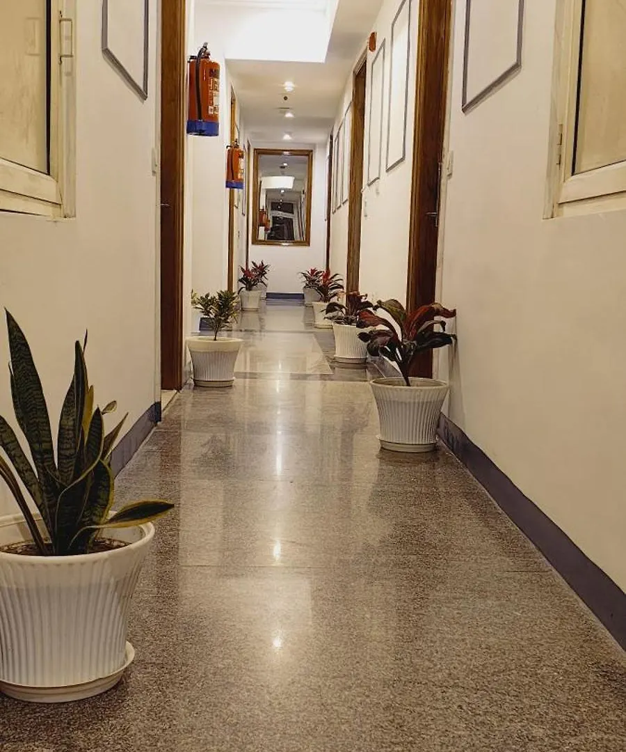 Hotel Mavens House Artemis Hospital Road Gurgáon 3*,  Indie